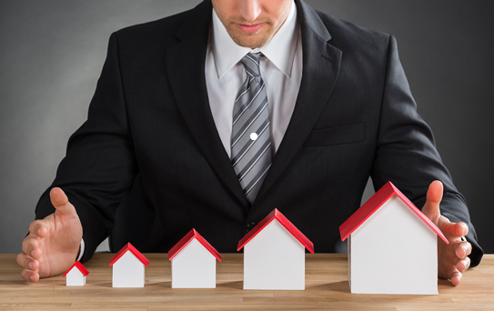 哥哥姐姐“霸占”父母两套房，如何索要自己应得份额